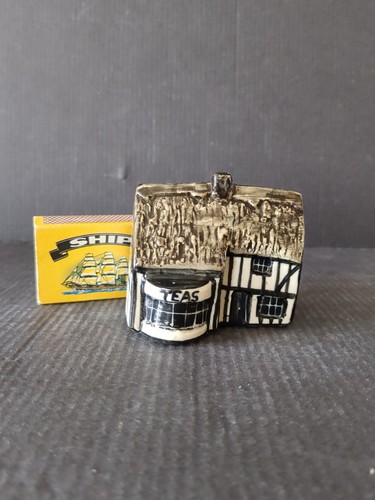 Vintage tey pottery miniature - vintage,