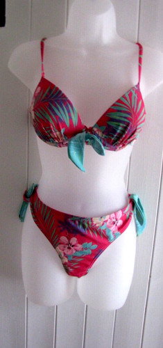 Ladies size 12 padded - 10, /