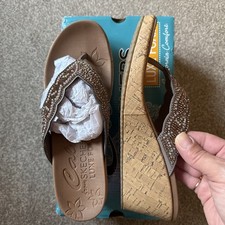 Skechers Cali Luxe Foam New