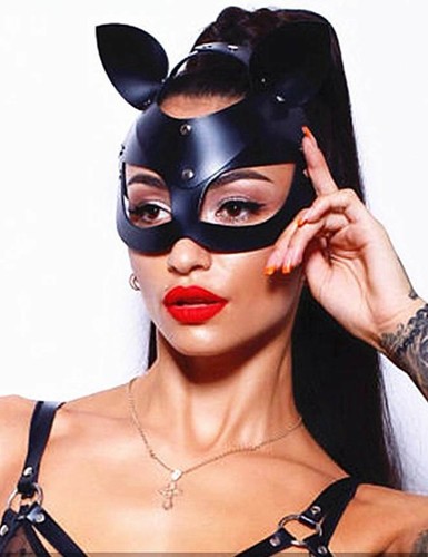 Catwoman black leather - cat, eye