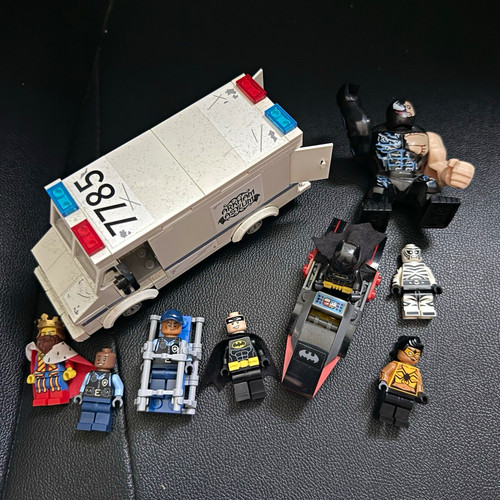 Lego arkham asylum 76300 - arkham,