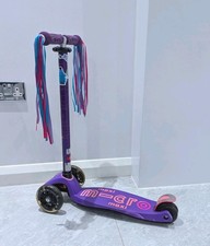 Maxi Micro Deluxe LED Scooter