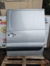 PEUGEOT EXPERT 2012 MK2 PASSENGER SIDE SLIDING DOOR SILVER