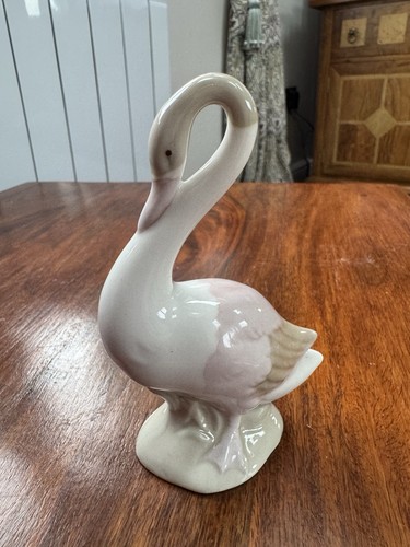 Vintage porcelain swan - vintage,