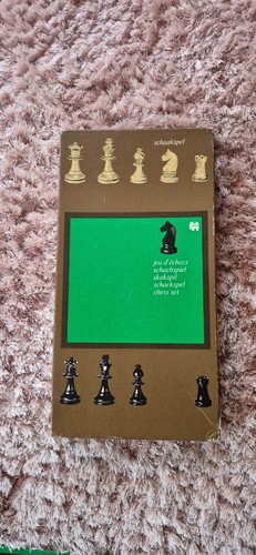 Chess schaakspel wooden - chess, pieces