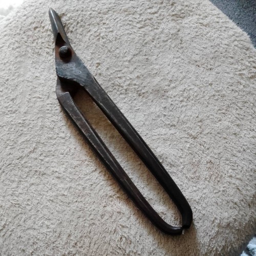 Heavy duty tin - snips, by