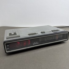 Vintage Sanyo RM-7100 Radio |
