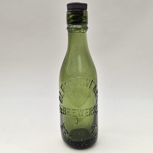 Antique green glass - green, pint