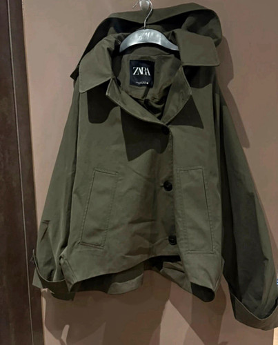Zara khaki cape balloon