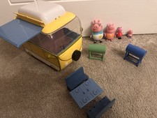Peppa Pig Campervan with Figures Bundle Peppa Pig Toys