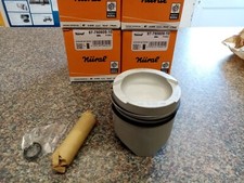 Ford x-flow 1600 Piston Set