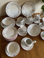 Beautiful Vintage 49-Piece