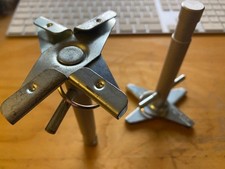 2 x Minerallac Scissor-Clip - mounts to add ceiling lamps