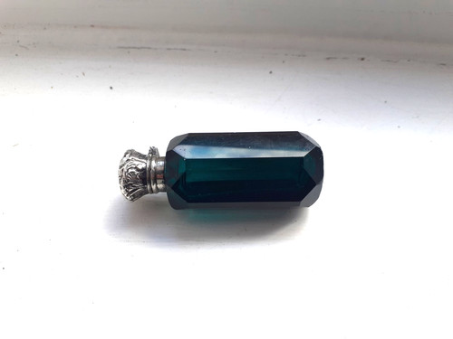 Victorian green glass - green,