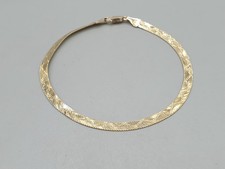 Sparkly 9ct Yellow Gold