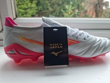 Mizuno Morelia Neo IV Beta
