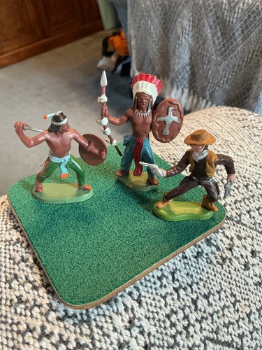 Plastic cowboys and indians - plastic,