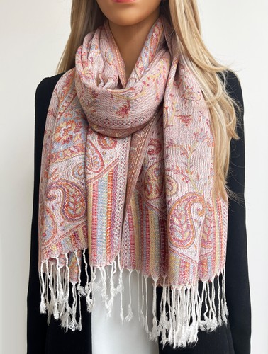 Large plain paisley floral - paisley,