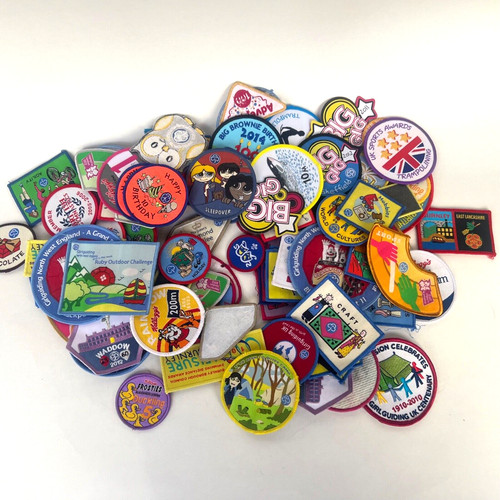 Lot 100 girlguiding scouts - lot,