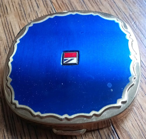 Fab vintage blue enamel gold - vintage,