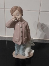 Nao Lladro Porcelain Figurine 1139 Sleepy Head Boy with Teddy Bear