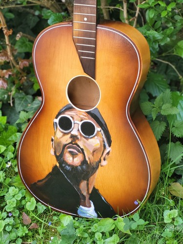 Guitar parlor hand - guitar,