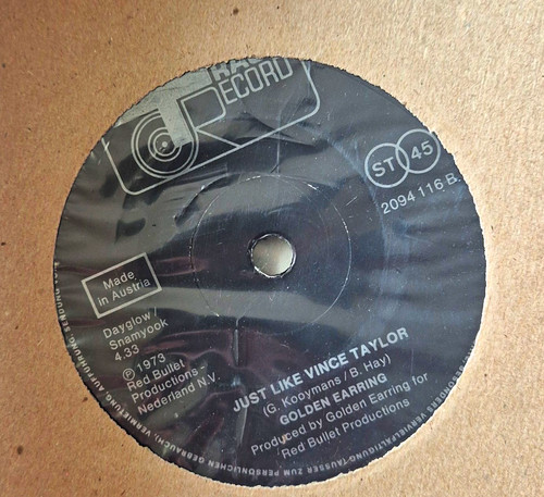 Golden earring just like vince - earring,