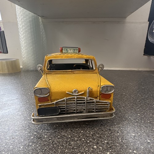 Yellow metal taxi - taxi, diecast