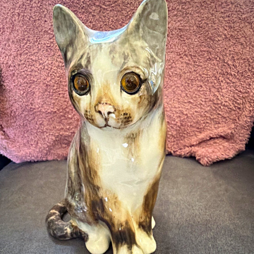 Winstanley ceramic pottery cat - winstanley, ceramic/pottery
