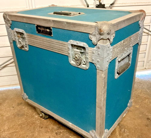Flightcase roadcase for - /,