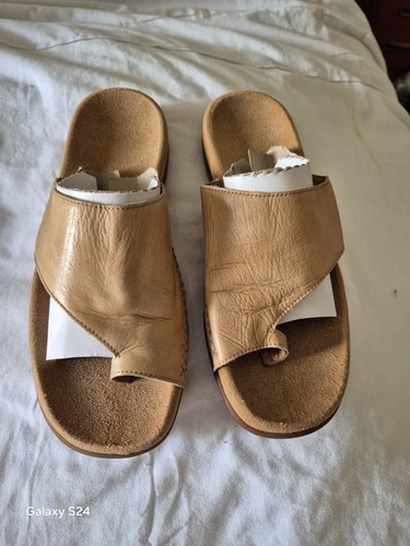 Lanzarote toe loop slides in - 'lanzarote',