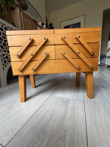 Vintage wooden cantilever - wooden,