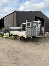 Tail Lift Van drop side body