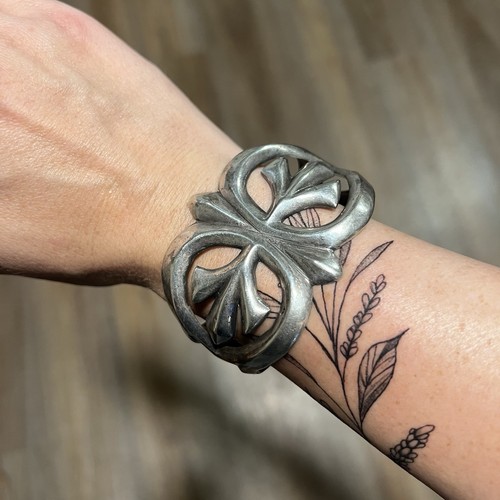 Vintage sand cast large cuff - sand,