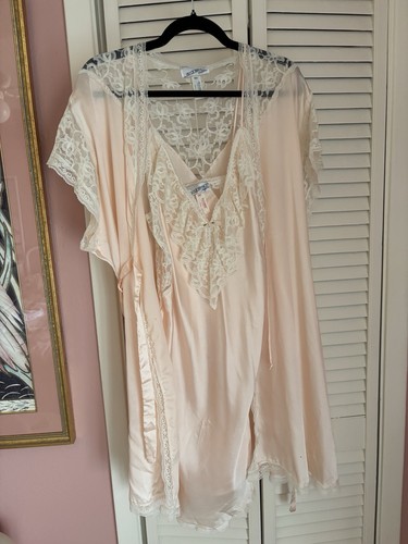 Chloe style vintage lily - vintage, of