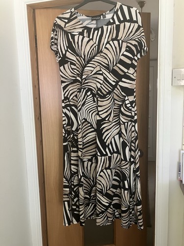 Attitudes renee black - renee, dress