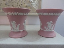 *RARE* TWO WEDGWOOD CHERUBS SCENE PINK & WHITE JASPER WARE VASES 3.5 INCH