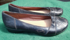 Clarks pumps ballet black