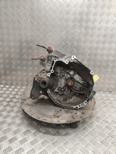 Citroen 2008 petrol 5 - 1.2,