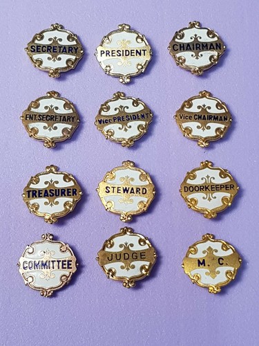 Vintage club pin badge gold - pin,
