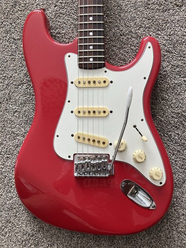 Hondo red solid body - 76,