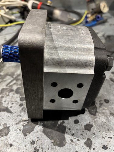 Hydraulic gear pump 3011 4695 - hydraulic,