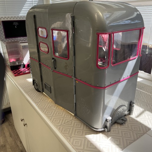 Our generation caravan - our,