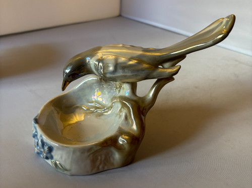 Beautiful rare lustre ware pin - beautiful,