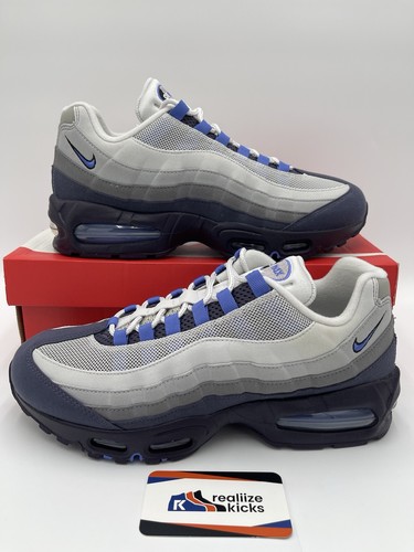 Mens size nike - 10.5,