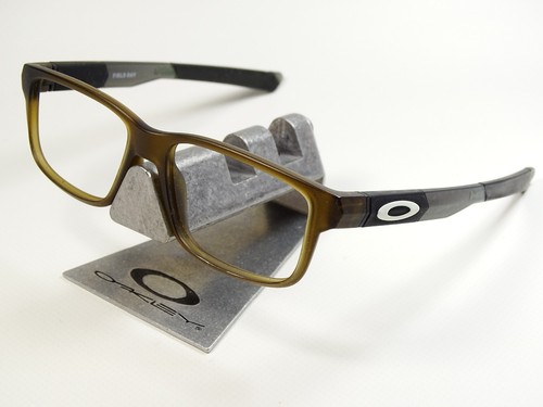 Oakley field day - oakley, brown