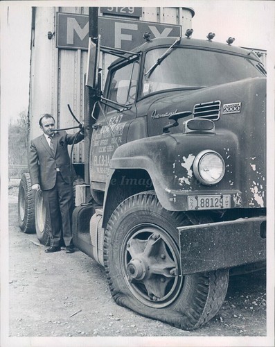 1970 flat tire truck - 1970,