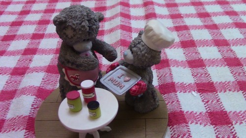 You tatty teddy figure - to,