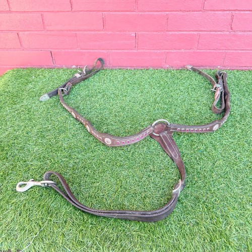 Western horse breast collar - breast,