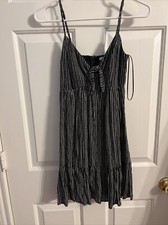 Women’s Abstract Surplice